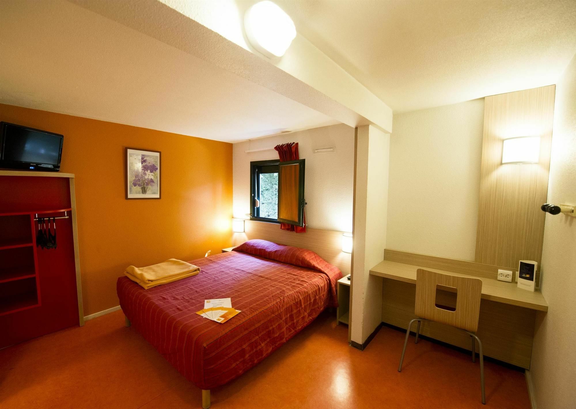 Premiere Classe Orleans Ouest - La Chapelle St Mesmin Exteriér fotografie